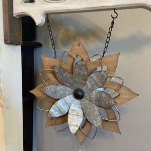 K&K Arrow Hanging Replacement Sign - Flower